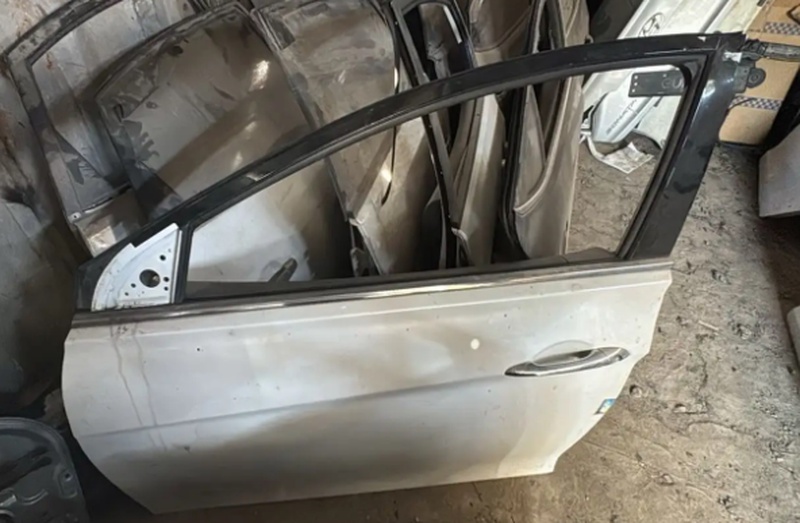 Дверь от Hyundai sanata